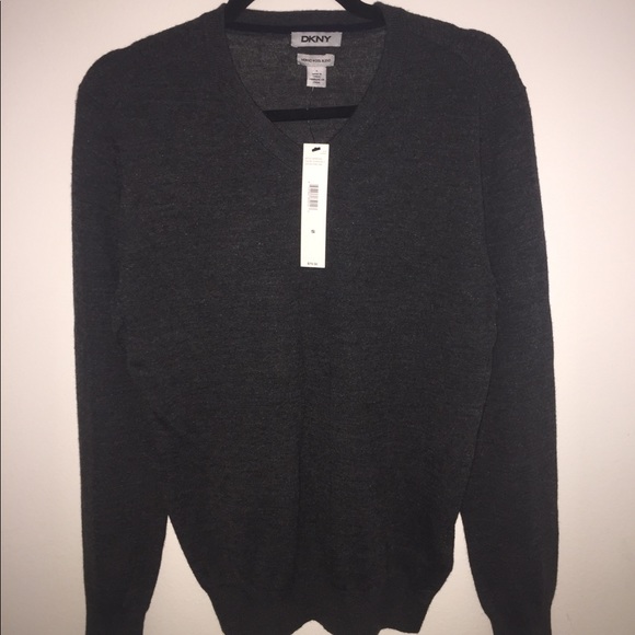 NWT DKNY soft Merino wool blend sweater - Picture 1 of 8